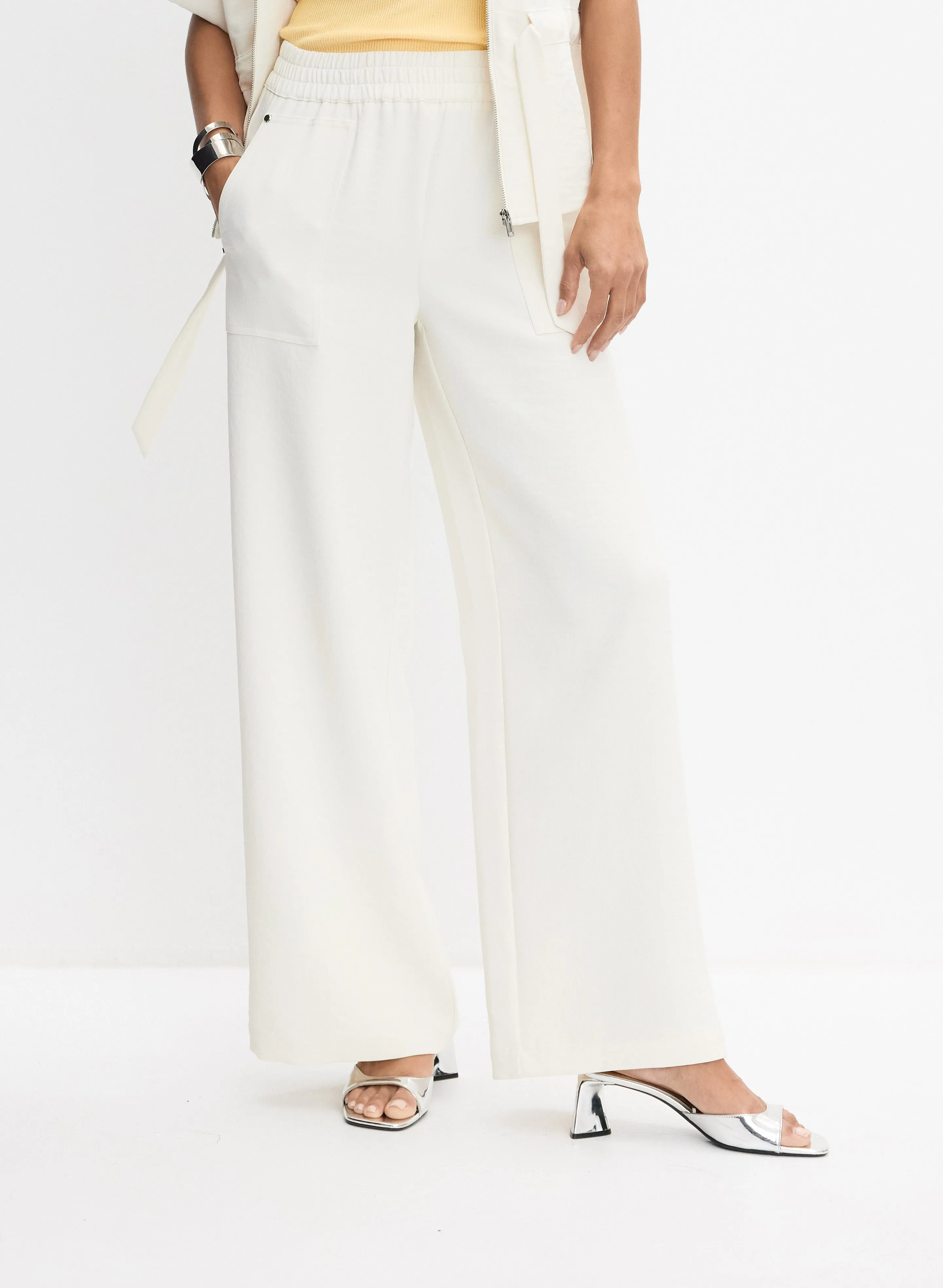 Melanie Lyne Pull-On Wide-Leg Pants Melanie Lyne Pull-On Wide-Leg Pants - Image 1