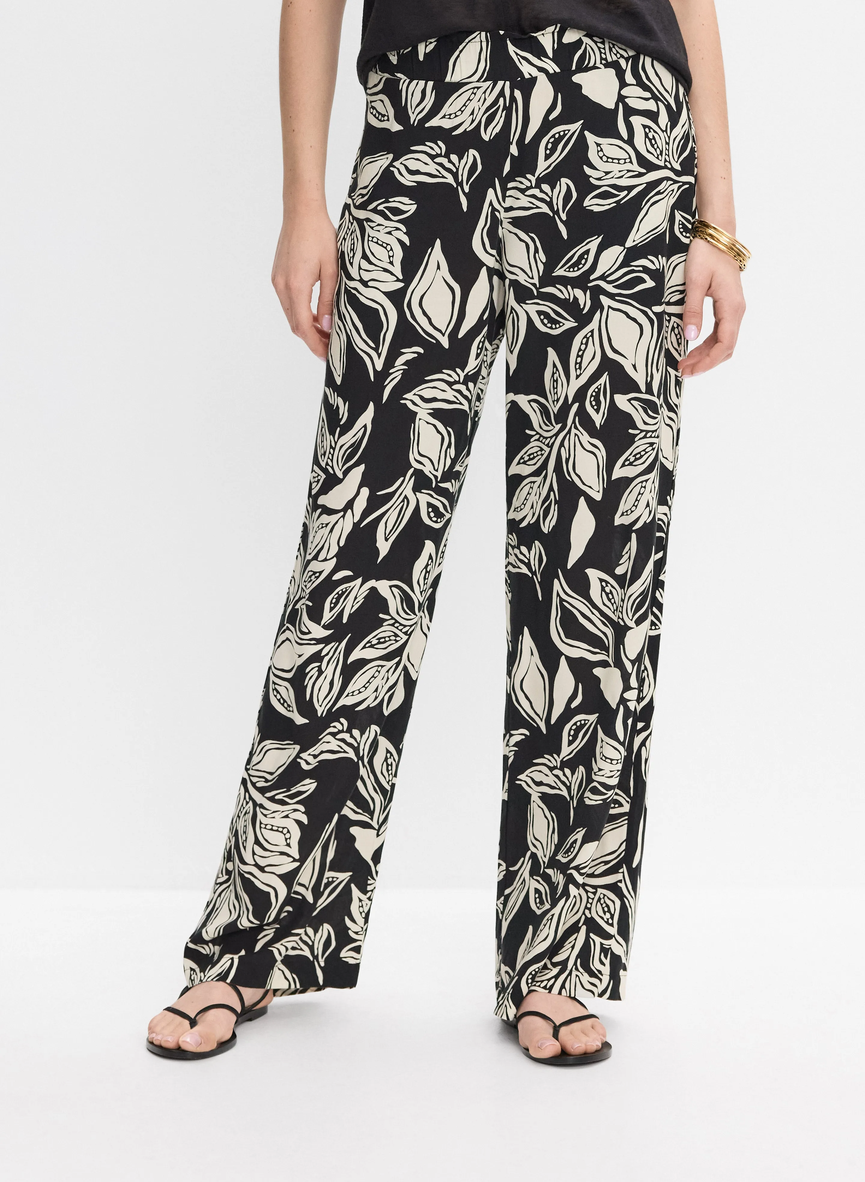 Melanie Lyne Leaf Print Pull-On Pants Melanie Lyne Leaf Print Pull-On Pants - Image 1