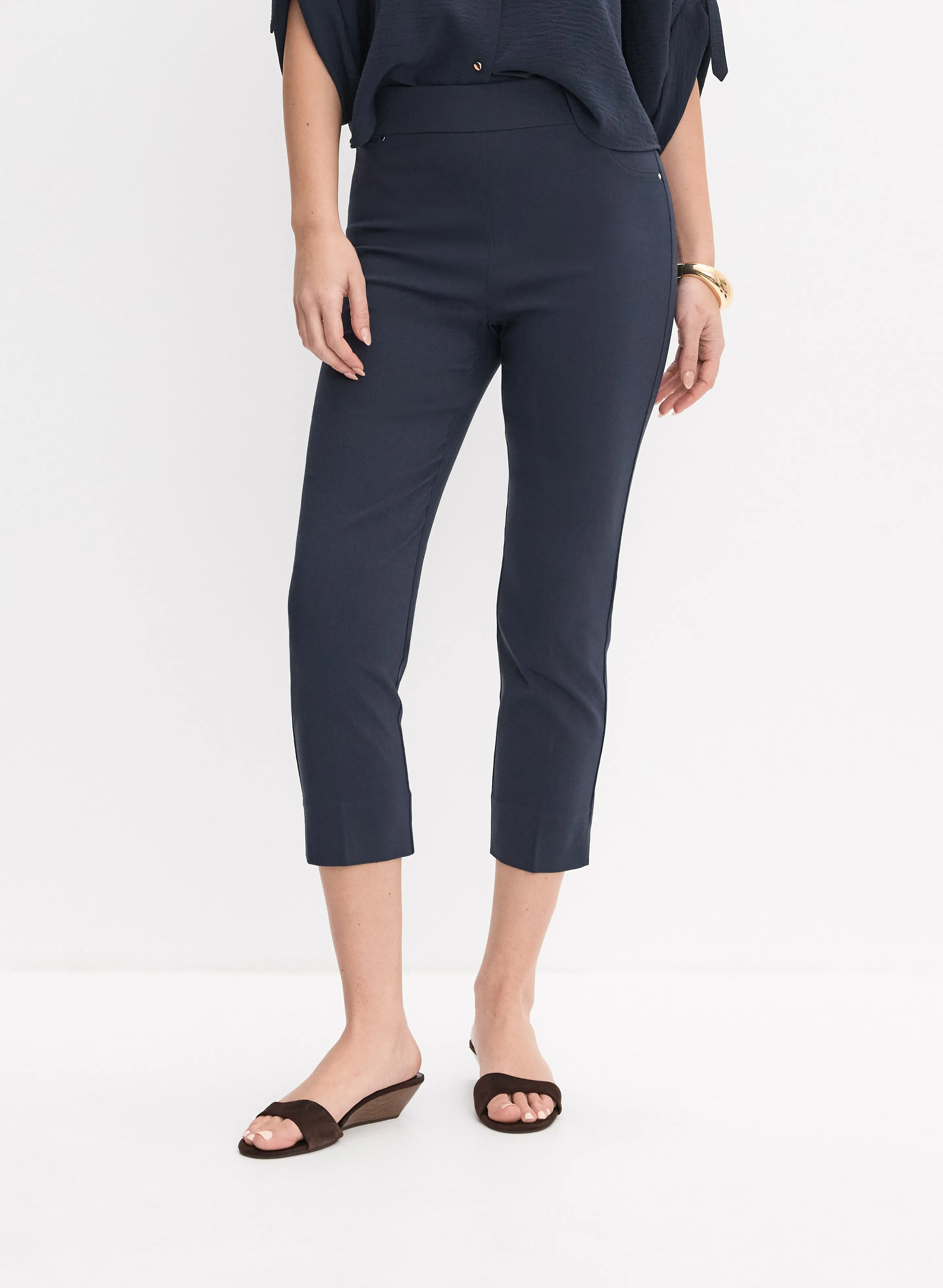 Melanie Lyne Pull-On Capris Melanie Lyne Pull-On Capris - Image 1