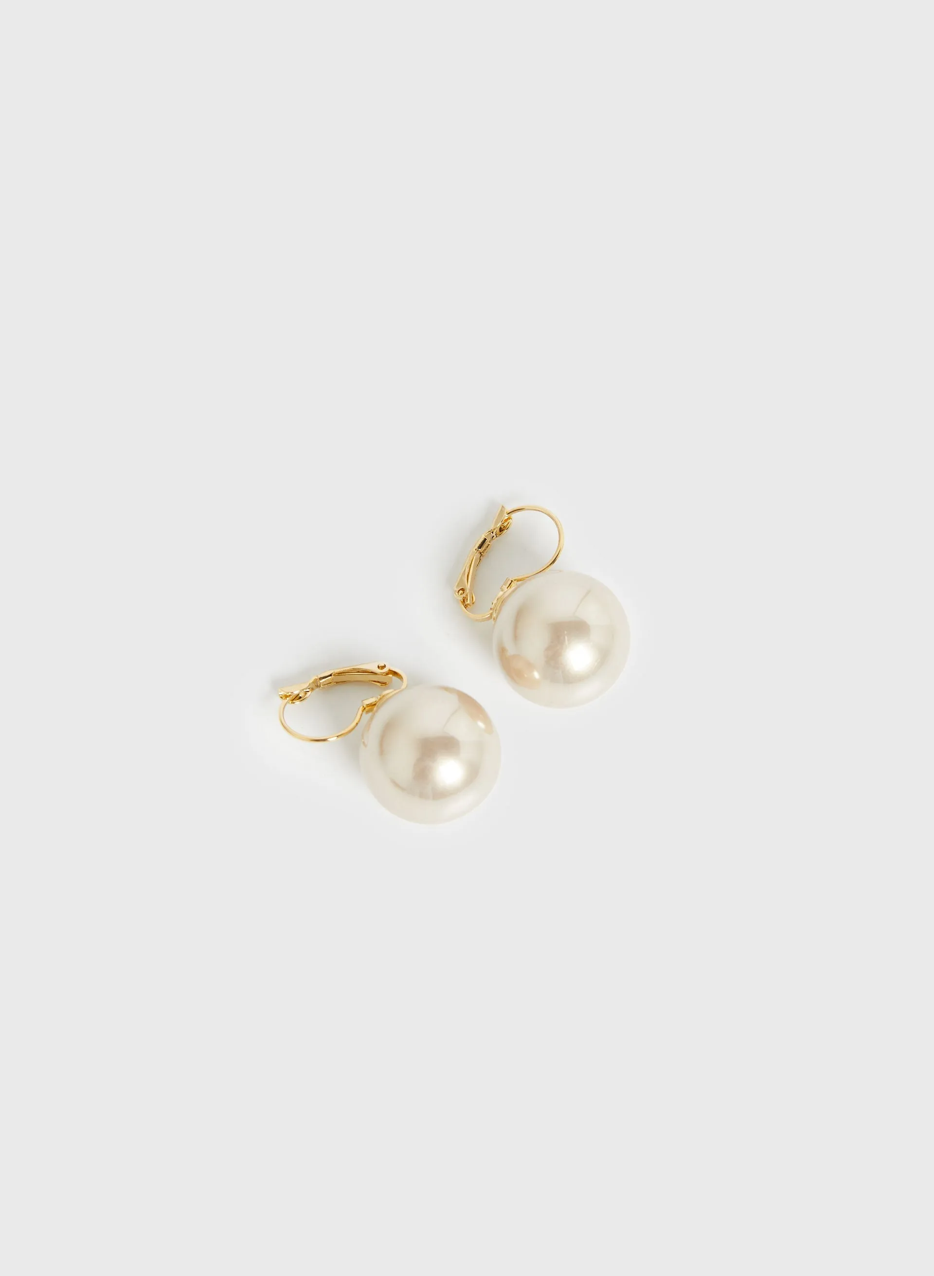 Melanie Lyne Pearl Dangle Earrings Melanie Lyne Pearl Dangle Earrings - Image 1